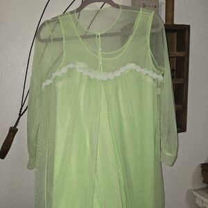Vintage Sears Lime Green Nightgown with Lace Trim And Perignoir